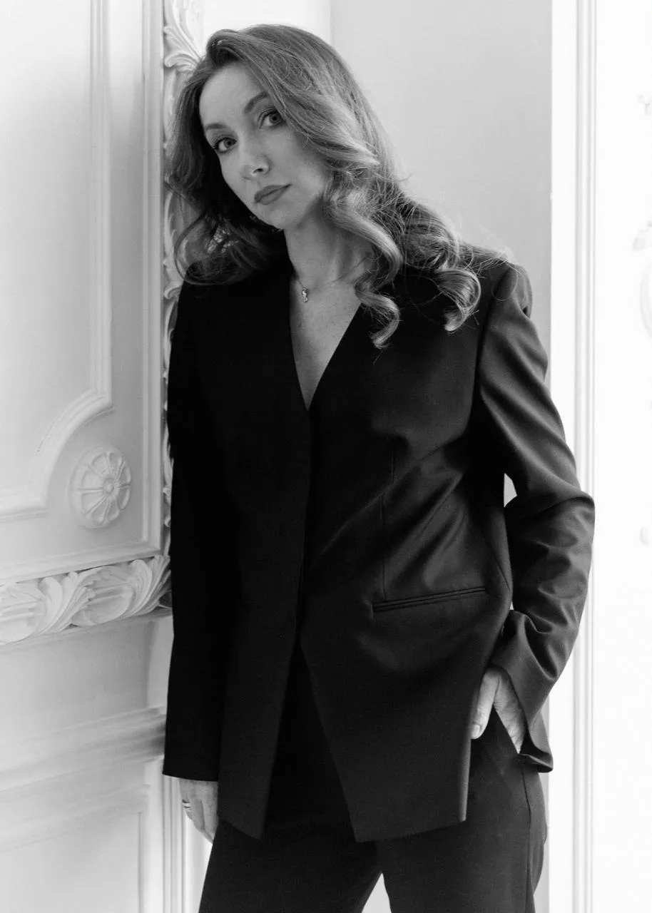 Portrait of Nadia Nazarova in a black blazer